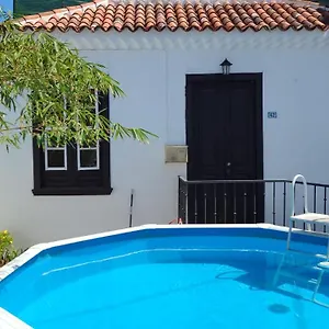Casa Antigua La Embajada Tejina